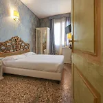 Antica Pensión 3*