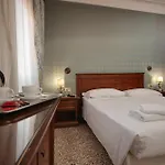 Antica Pensión 3*