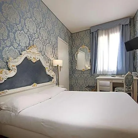 Antica 3*