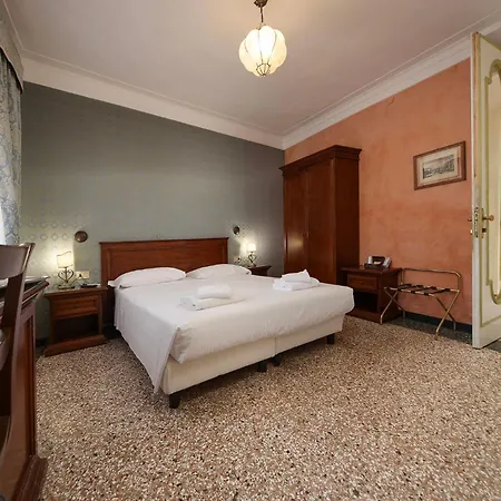 Antica 3* Velence